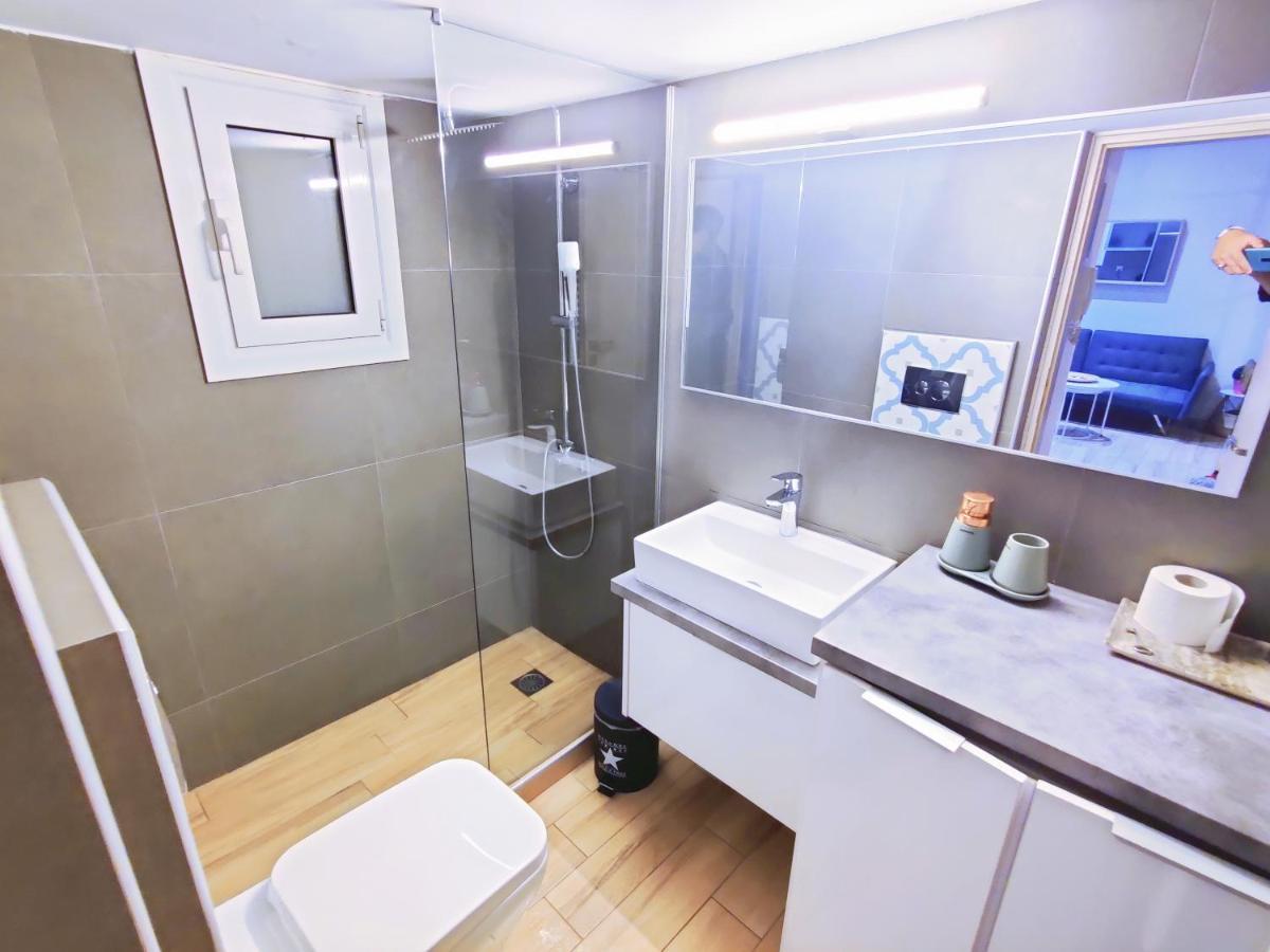 Wsd Luxury Stylish 2Bedroom Apartment With Blacony 1' To Metro Aten Exteriör bild